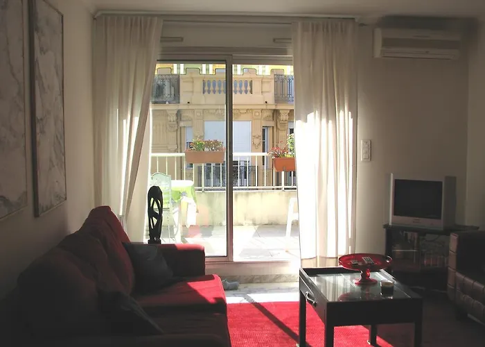Sole Apartment *